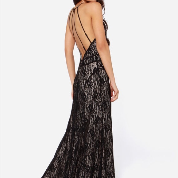 LULUS lace maxi dress - Picture 2 of 4
